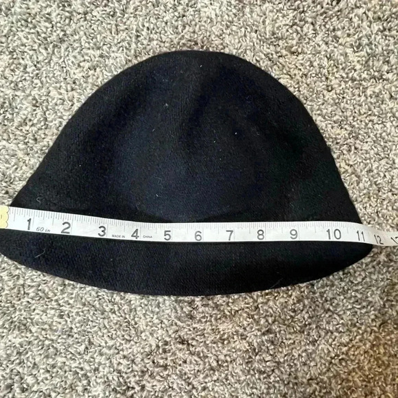 August Cloche Black Wool Hat Oversized Studded Attached Bow - Picture 7 of 10